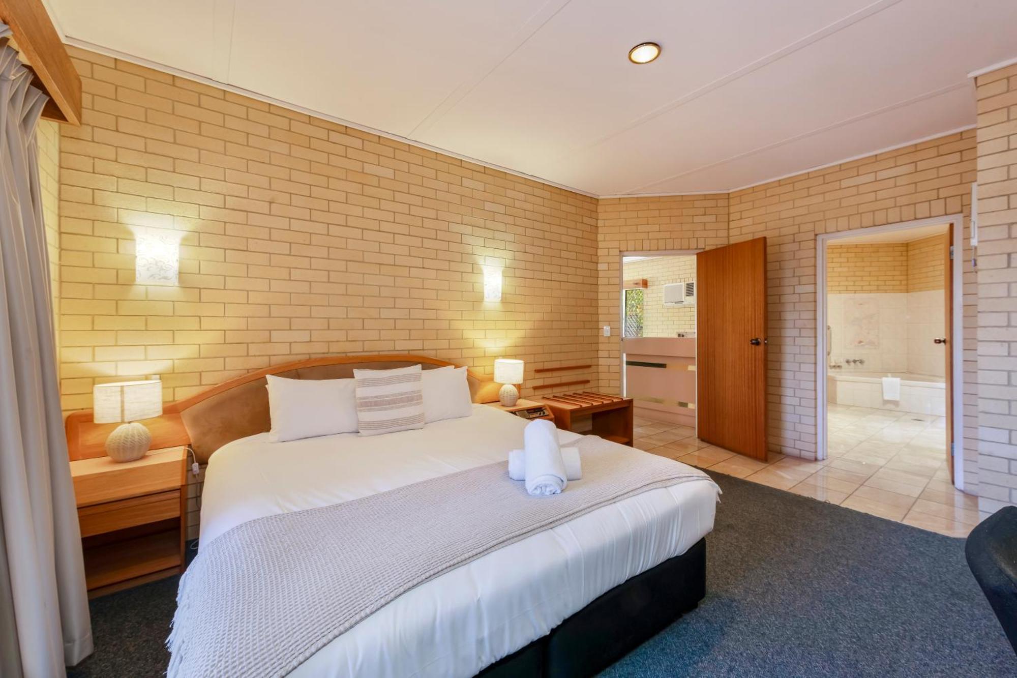 Bundaberg International Motor Inn Exterior photo